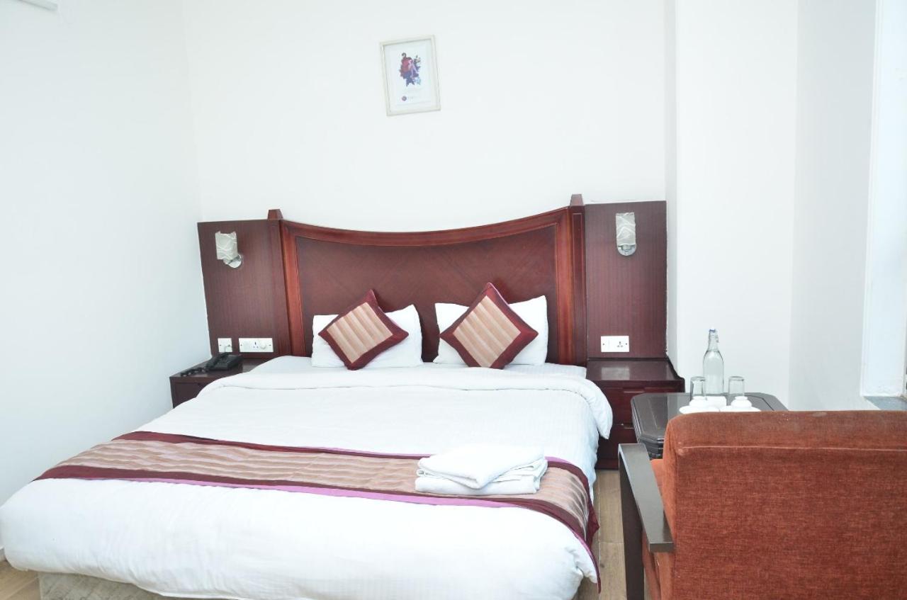 Ddr Hotel Residency Gurgaon Dış mekan fotoğraf