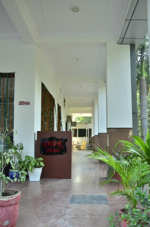 Ddr Hotel Residency Gurgaon Dış mekan fotoğraf