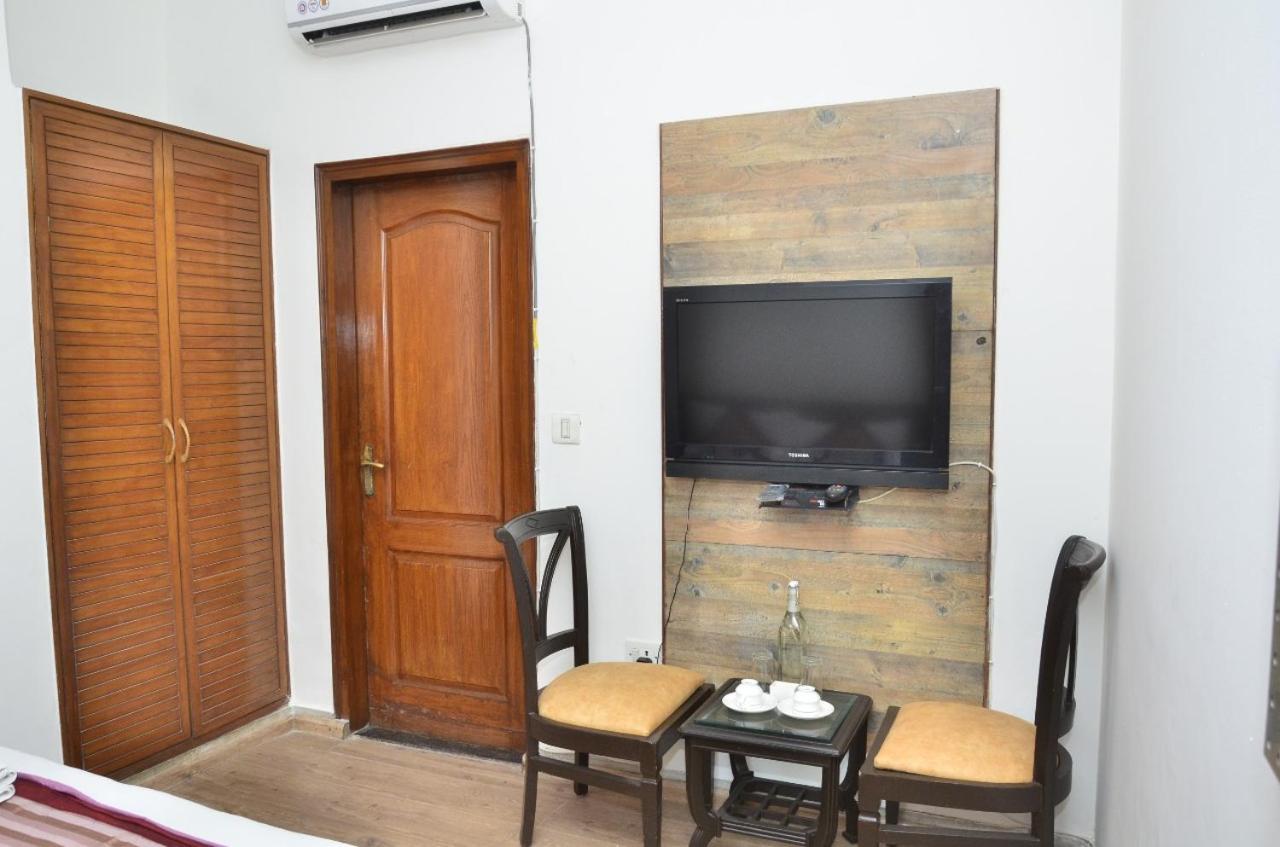 Ddr Hotel Residency Gurgaon Dış mekan fotoğraf