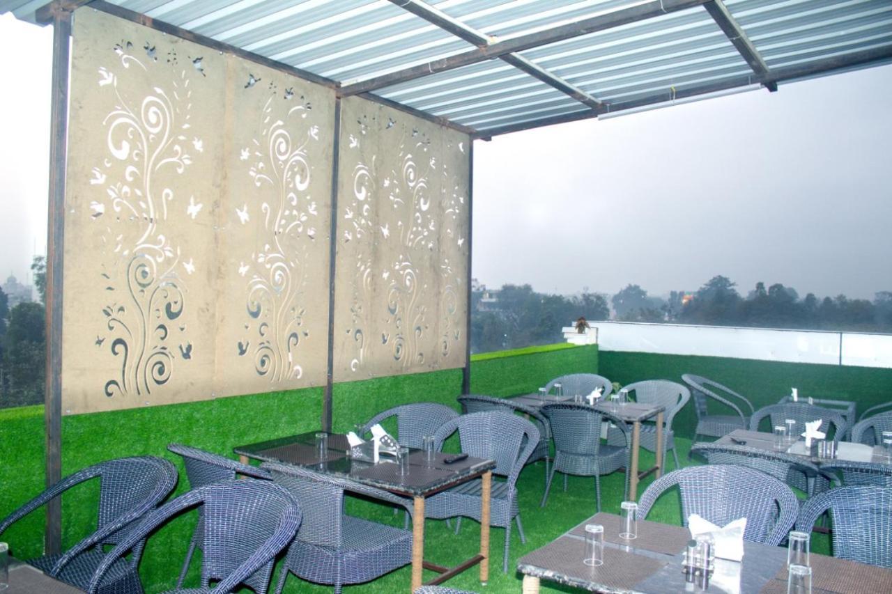 Ddr Hotel Residency Gurgaon Dış mekan fotoğraf